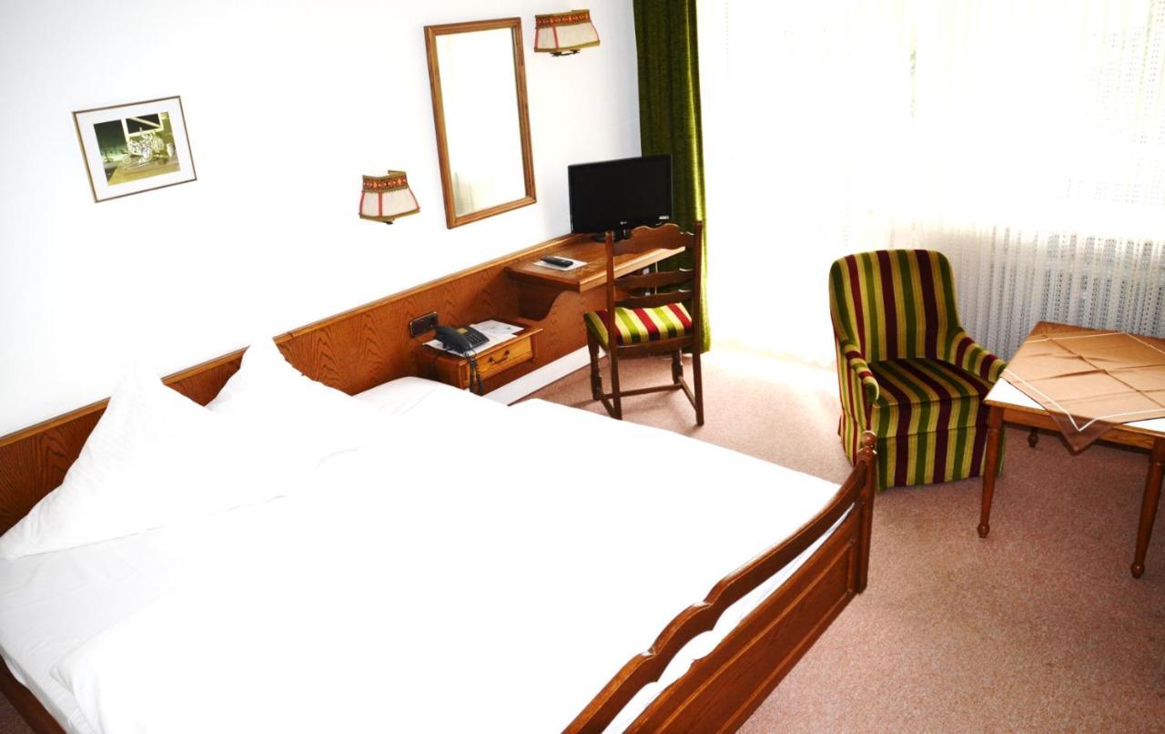 Hotel Wiesengrund Lindenfels エクステリア 写真